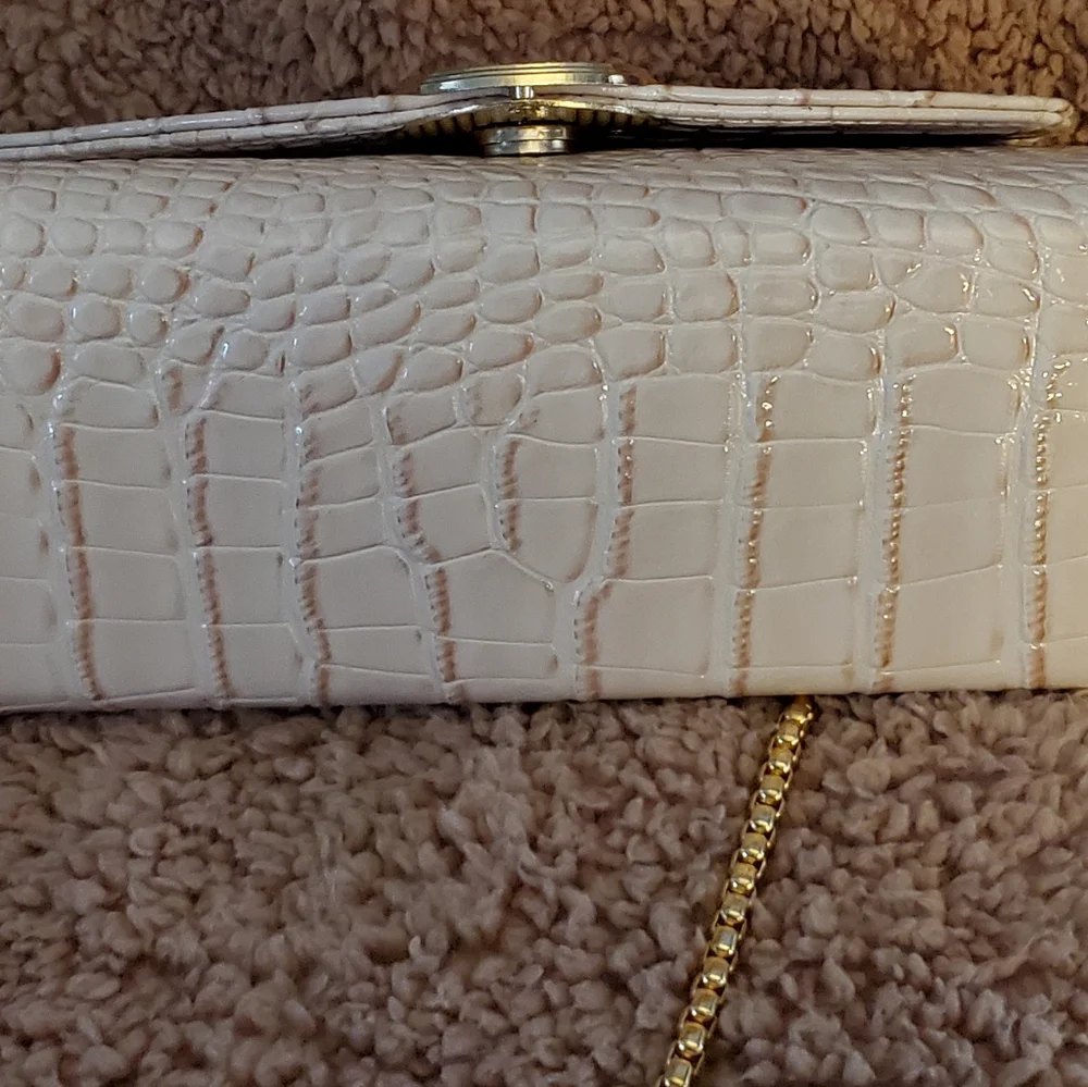 Purse - Picture 4 of 4